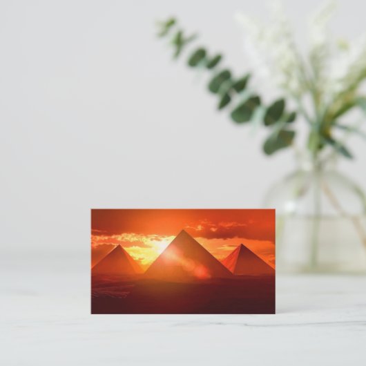 Pyramide Visitenkarte (Stehend Vorderseite)