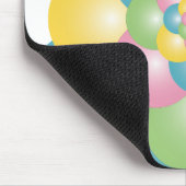 Pyramide von bunten Ballons Mousepad (Ecke)