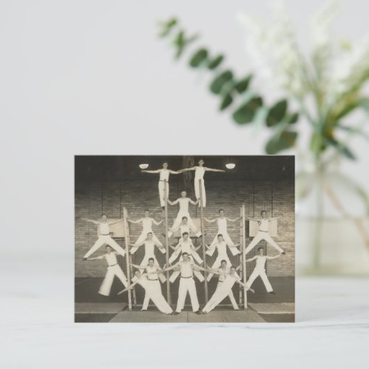 Pyramide von Jungen Postkarte (Stehend Vorderseite)