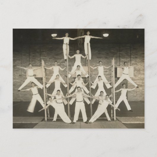 Pyramide von Jungen Postkarte (Vorderseite)