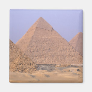 Pyramide von Menkaure Mycerinus), Pyramide von Magnet