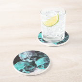 Pyramide von Skulls nach Cezanne Getränkeuntersetzer (Seite)