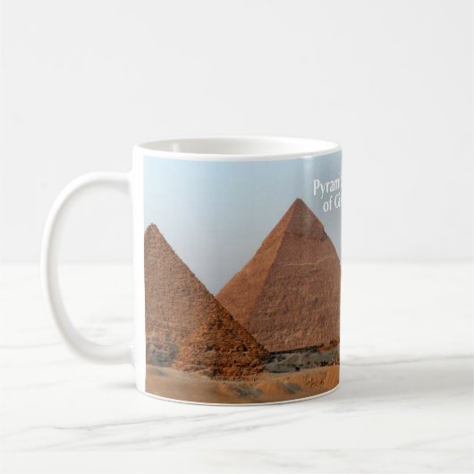 Pyramiden historischer Tasse Gisehs (Links)