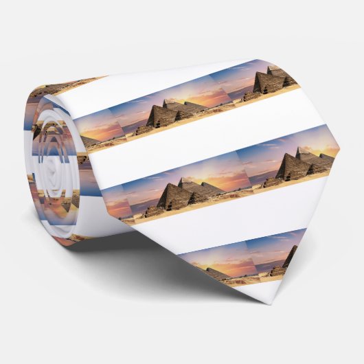 Pyramiden Krawatte (Gerollt)
