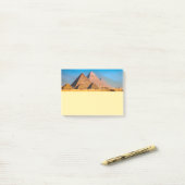 Pyramiden Post-it Klebezettel (Auf Schreibtisch)