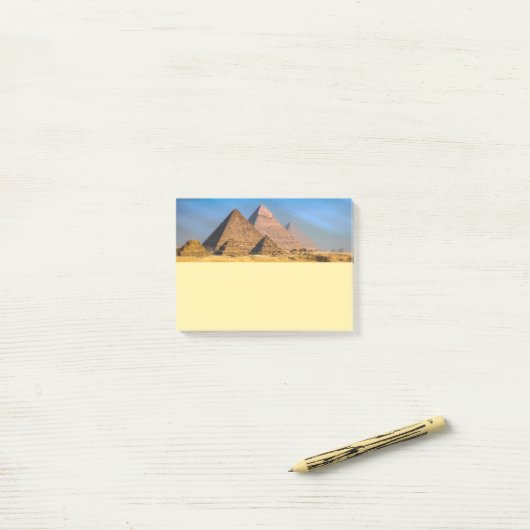 Pyramiden Post-it Klebezettel (Auf Schreibtisch)