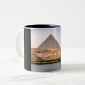 Pyramiden Zweifarbige Tasse (Vorderseite Links)