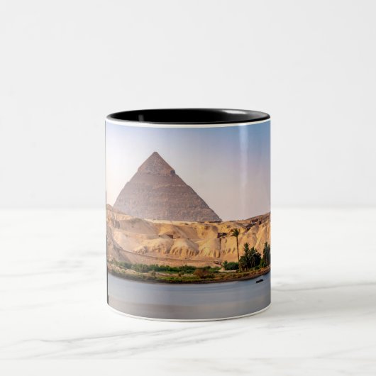 Pyramiden Zweifarbige Tasse (Mittel)