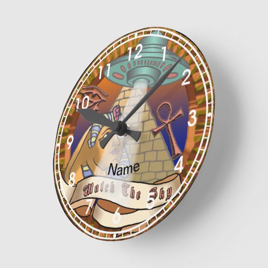 Pyramids Alien Spaceship Runde Wanduhr (Winkel)