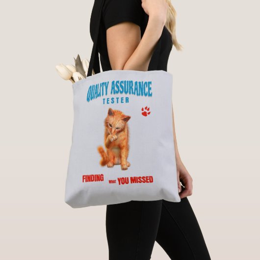 QA Tester Katzen Humor Tasche (Von Nahem)