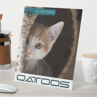 QATTOOS-PEDESTALES SIGN SOCKELSCHILD