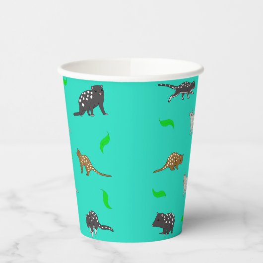 Qoulls Pappbecher (Links)