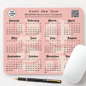 QR-Code 2025 für das Calendar-Business-Logo Rosa R Mousepad