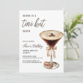 QR Code A Tini Bit Ältere Espresso Martini Geburts Einladung (Stehend Vorderseite)