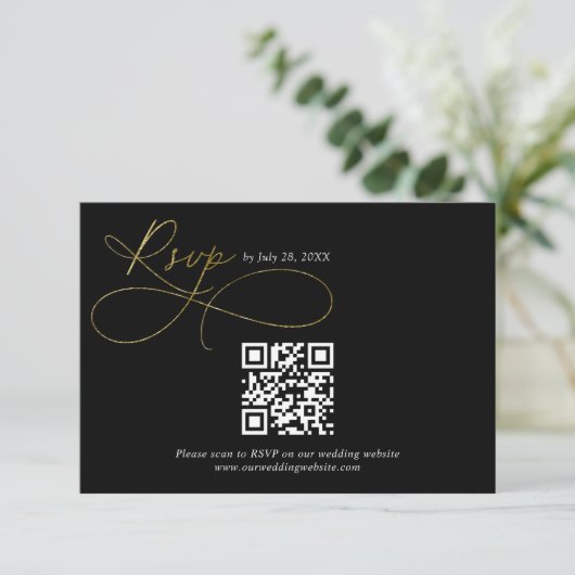 QR Code Black and Gold Script Calligraphy Wedding RSVP Karte (Stehend Vorderseite)