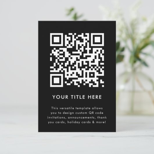 QR-Code | Black Modern Minimalistisch Stylish Scan Einladung (Stehend Vorderseite)