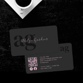 QR Code Black Pink Monogram Script Social Media Visitenkarte