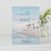 QR-Code Blue Ocean Palmenstrand Hochzeit Einladung (Stehend Vorderseite)