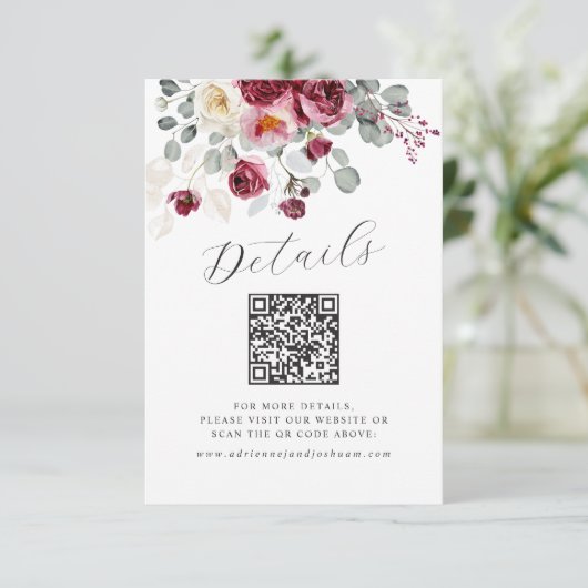 QR Code Blush & Burgund Blumenzwiebeldetails Begleitkarte (Stehend Vorderseite)