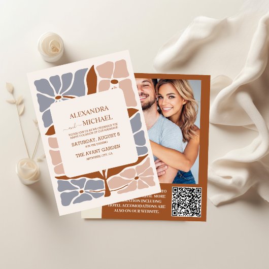 QR Code Boho Chic Retro Floral Wedding Einladung
