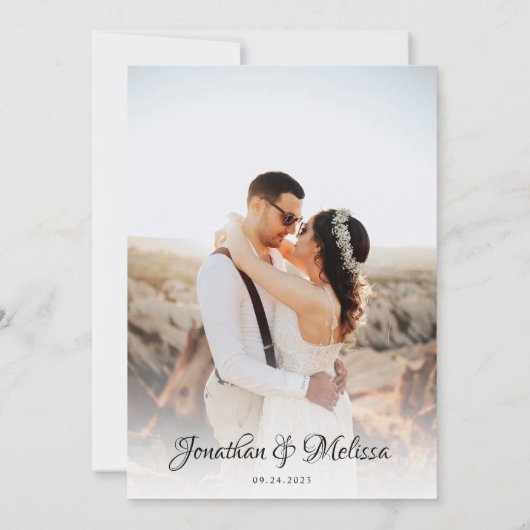 QR Code Budget Monogram Script 2 Foto Hochzeit Einladung (Rückseite)