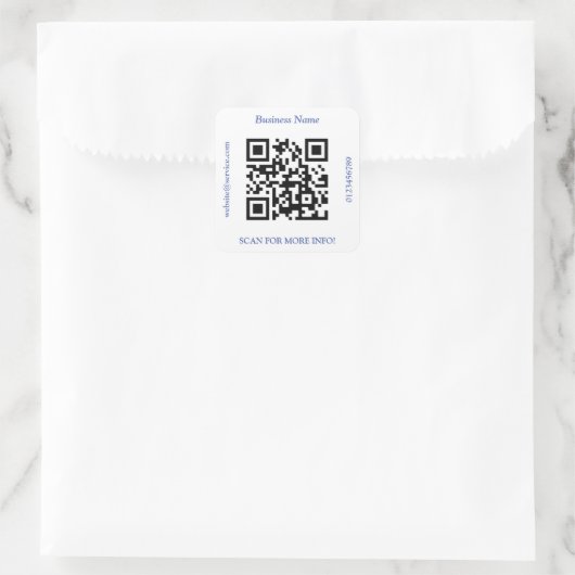 QR Code Bus. Name Website Promo, Blauer Text Quadratischer Aufkleber (Tasche)
