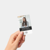 Qr Code Business ID Card Moderner Foto Mitarbeiter Ausweis (Handheld)