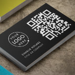 QR-Code-Business-Logo | Black Modern Beruflich Visitenkarte<br><div class="desc">Einfache,  kundenspezifische schwarze QR Code und Firmenlogo Visitenkarte im modernen minimalistischen Stil. Die Vorlage kann einfach mit Ihrem QR-Code,  Logo und Kontaktinformationen aktualisiert werden.</div>