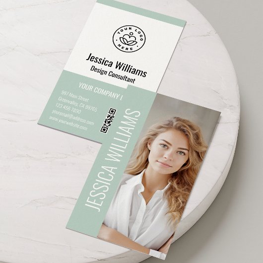 QR Code Business Logo Modern Professional Green Visitenkarte