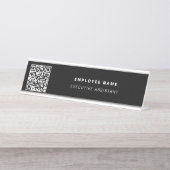 QR Code Business Modernes Minimalistisches Schwarz Schreibtischnamensplakette (Vorderseite )