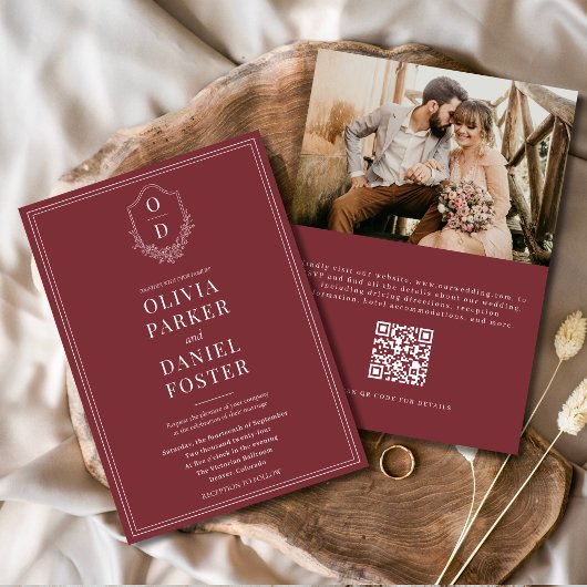 QR Code Classic Wappen Foto Burgundy Wedding Einladung