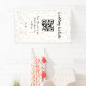 QR-Code der Hochzeitwebsite für Details orange Banner (Insitu)