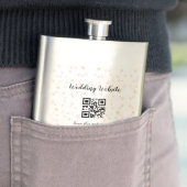 QR-Code der Hochzeitwebsite für Details orange Flachmann (Beispiel)