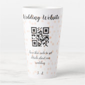 QR-Code der Hochzeitwebsite für Details orange Milchtasse (Vorderseite)
