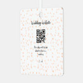 QR-Code der Hochzeitwebsite für Details orange Ornament Aus Metall (Vorderseite links)