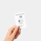 QR-Code der Website des Google-Reviews Ausweis (Handheld)
