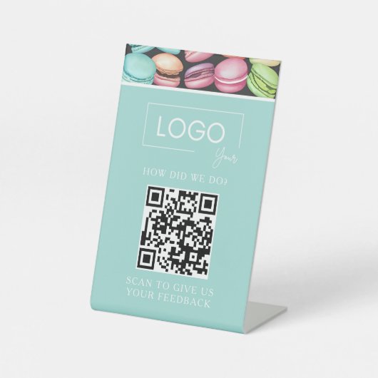 QR-Code des Kunden | Französischer Macaron Mint Sockelschild (Vorderseite)