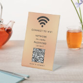QR-Code des WiFi-Netzwerks scannen, um das Interne Sockelschild (In SItu)