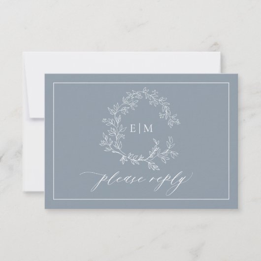 QR Code Dusty Blue Leafy Wappen Monogram Wedding RSVP Karte (Vorderseite)