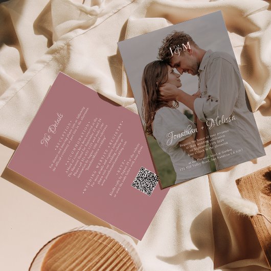 QR Code Dusty Rose Budget Monogram Overlay Hochzei Einladung