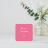 QR-Code Einfache Blume Niedlich Girly Pink Quadratische Visitenkarte (Stehend Vorderseite)