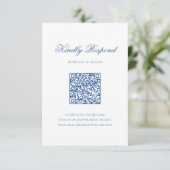 QR-Code Elegant Blue Monogram Wappen Script Hochze RSVP Karte (Stehend Vorderseite)