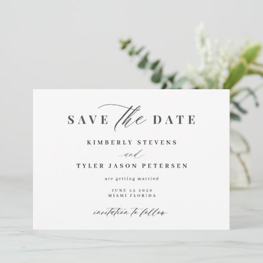 QR CODE elegantes Skript einfache Hochzeit Save The Date (Stehend Vorderseite)