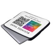 QR-Code Elegantes Upload-Business-Logo hier Trendy Laptopschutzhülle (Vorne Knopf)