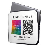 QR-Code Elegantes Upload-Business-Logo hier Trendy Laptopschutzhülle (Vorderseite Links)