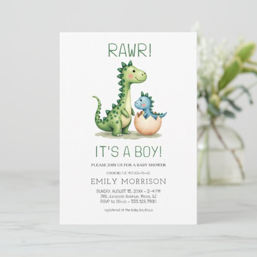 QR-Code Es ist eine Niedliche Dinosaurier Baby Boy Einladung (Stehend Vorderseite)