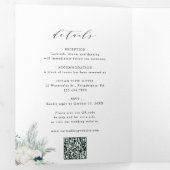 QR Code Evergreen & Cotton Blume Bouquet Wedding Dreifach Gefaltete Einladung (Innen Erste Seite)