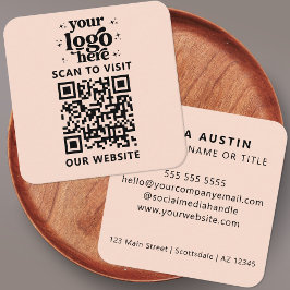 QR-Code-Firmenlogo Beruflich Modernes Rosa Quadratische Visitenkarte