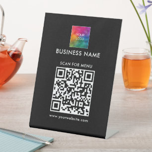 QR-Code-Firmenlogo des Kunden Hier suchen nach Men Sockelschild