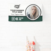 QR-Code-Foto für Business-Logos im Freien Grün Banner (InSitu)
